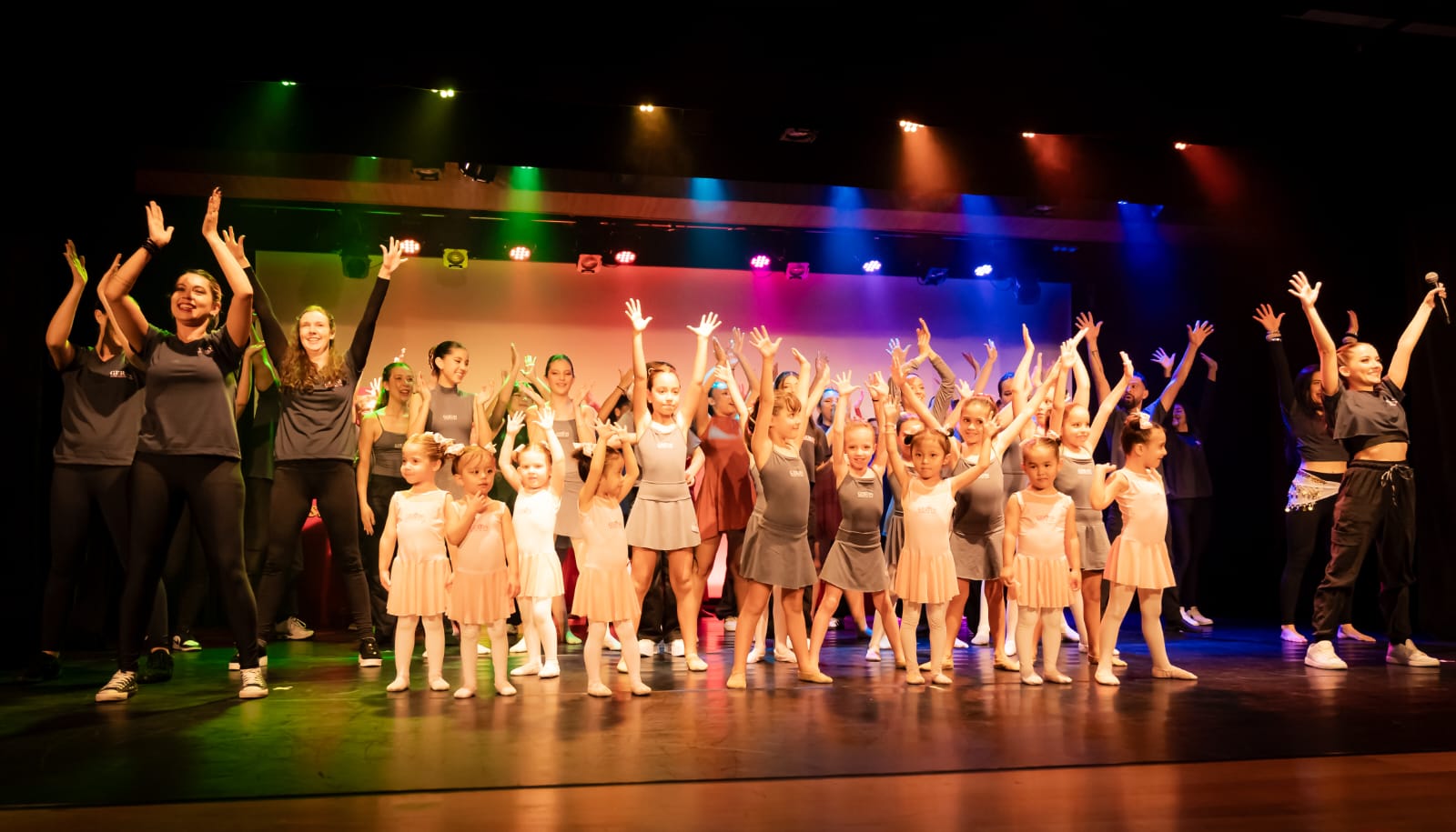 Foto final com todos os alunos